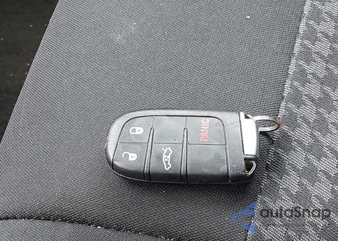 2015 Dodge Challenger Sxt z USA, uszkodzony, nr VIN 2C3CDZAG7FH911453